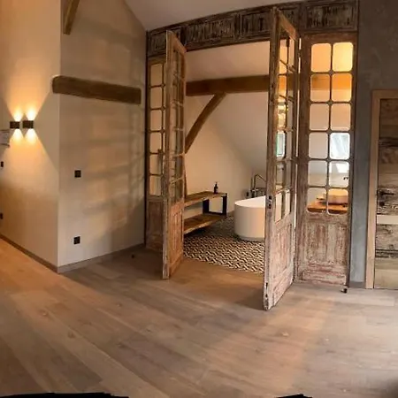 Sous Le Bois Ii - Au Bord De L'aisne *